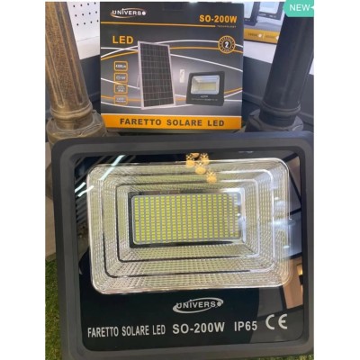 FARO A LED CON PANNELLO SOLARE 200W 4300 LUMEN LUCE FREDDA