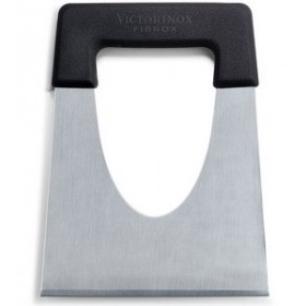 VICTORINOX SPATOLA FORMAGGIO MANICO NERO 6.1103.16 VICTORINOX SPATOLA FORMAGGIO MANICO NERO 6.1103.16
