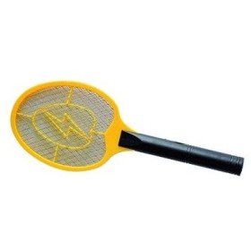 MAX EXTERMINĂ INSECTELE DE RACHETĂ MAX EXTERMINĂ INSECTELE DE RACHETĂ