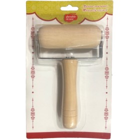 MATTARELLO DI LEGNO A RULLO CON MANICO MATTARELLO DI LEGNO A RULLO CON MANICO